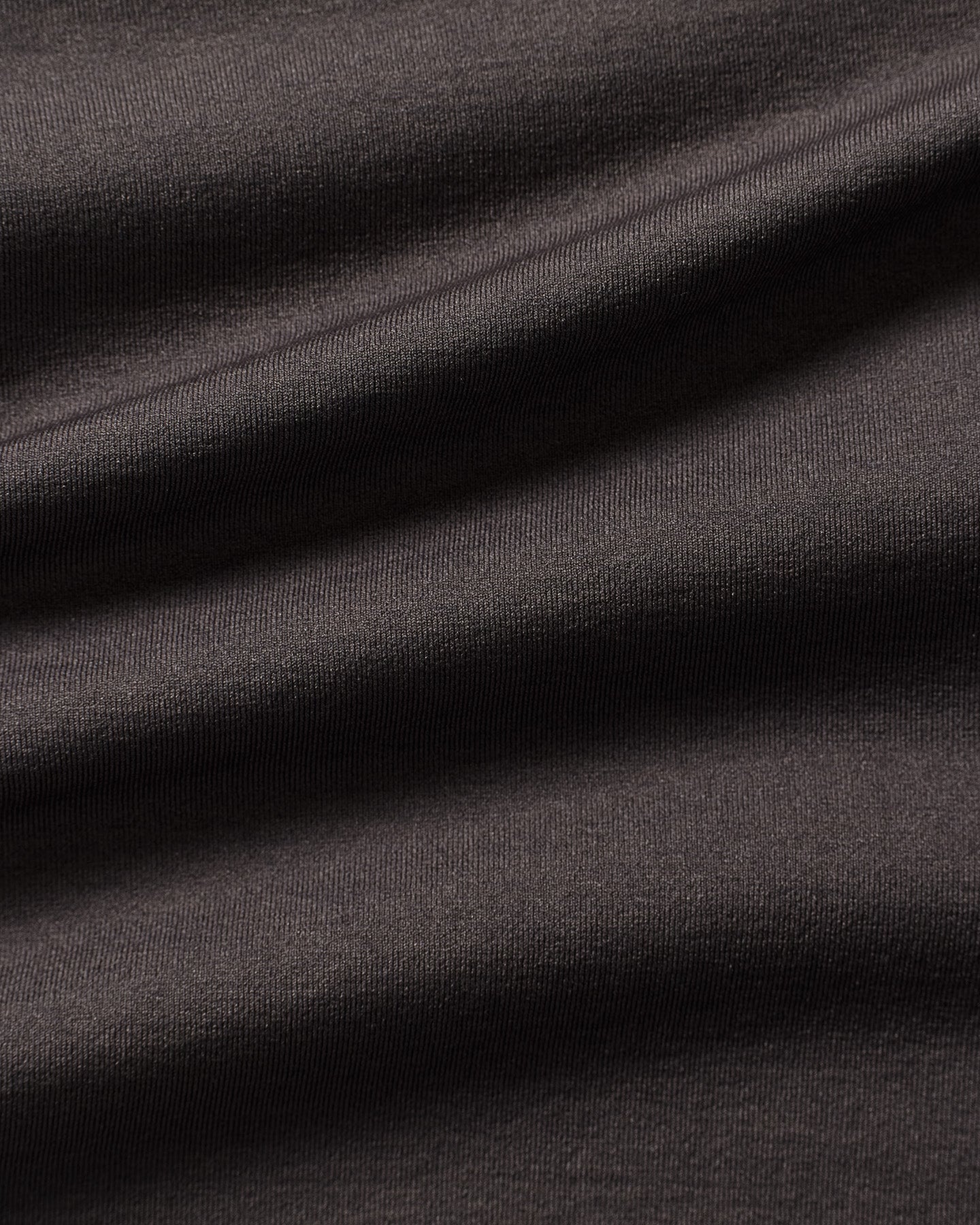 Define 2.0 Seamless Cross Back Bra | Graphite