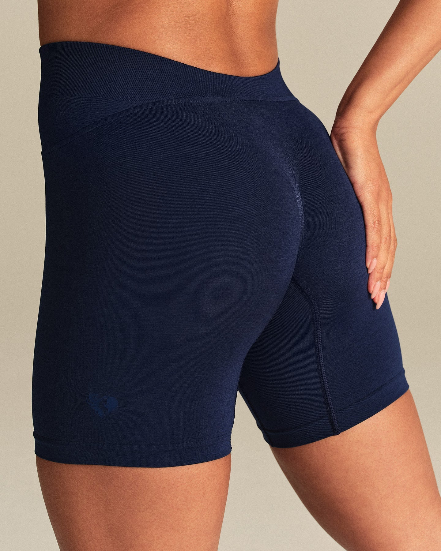Define 2.0 Seamless Low Back Shorts | Sapphire Blue